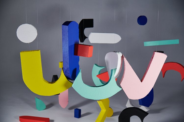 Design_Week's tweet photo. ITV lets 52 creatives mess around with its logo for new on-air look: https://t.co/IaT2vC6QNb https://t.co/OhKHJiNkA8