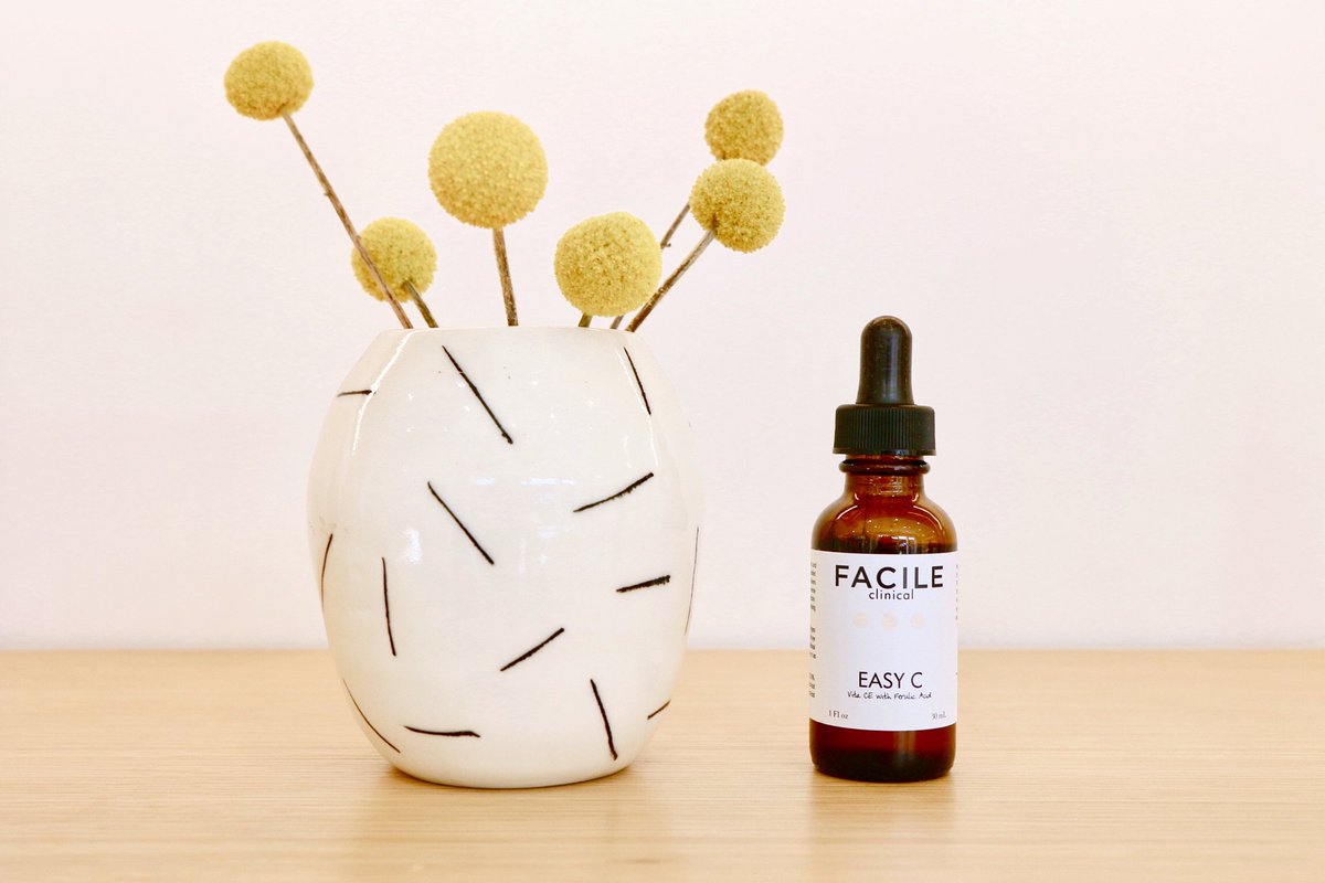 Good skin is as Easy as 1, 2, C 😉 <a href="/facileskin/">Facile</a>’s Easy C serum combines 3 potent antioxidants to protect skin from daily environmental toxins. Best time to use it is in AM under sunscreen! #DrSamolitis