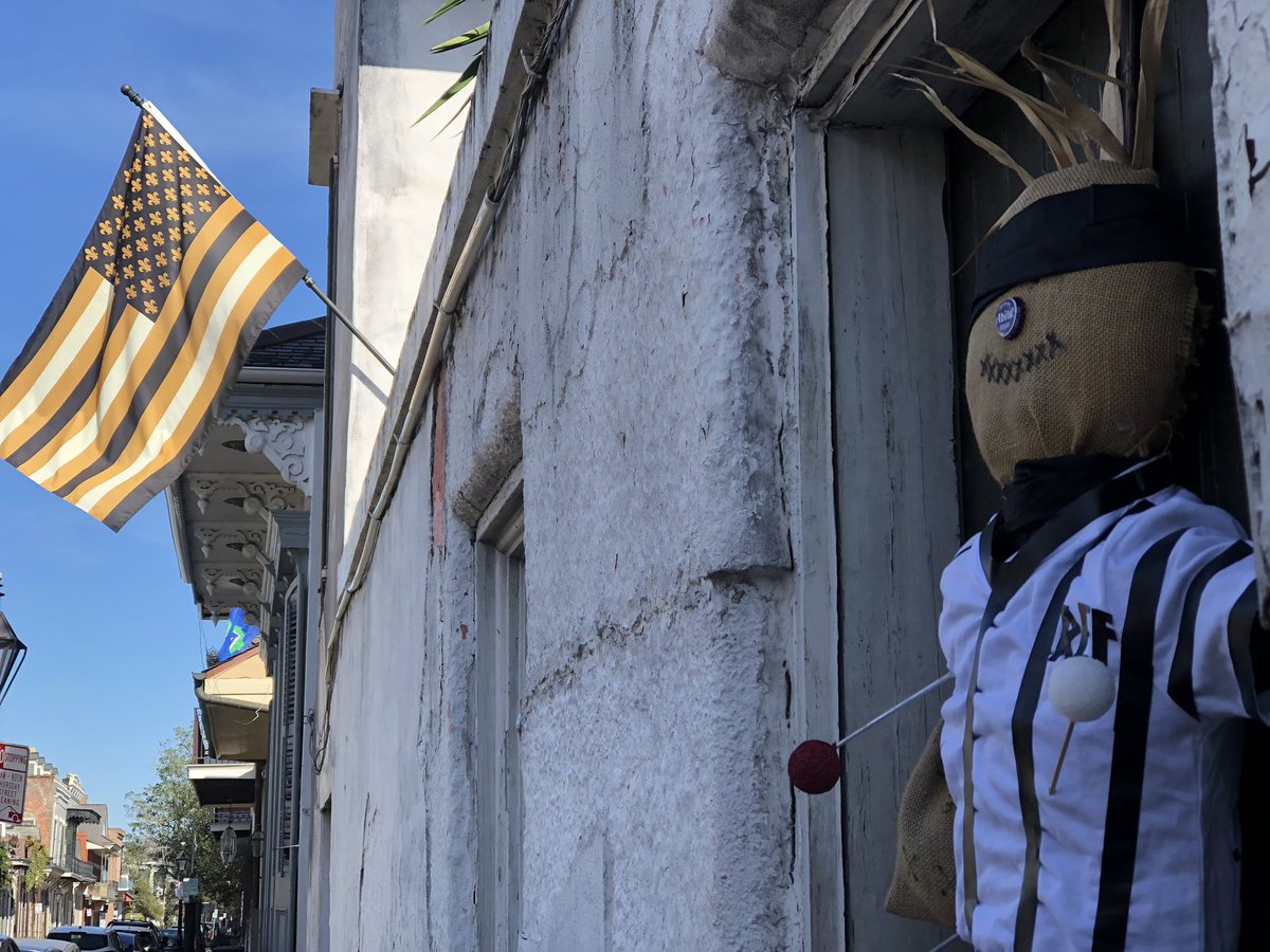 CWatkins_TV's tweet photo. But right above @TheGreatMervin is a @Saints flag flying high. Great reminder of this amazing team and how proud we all should be! @wdsu @Saints https://t.co/YON3hHXxvA