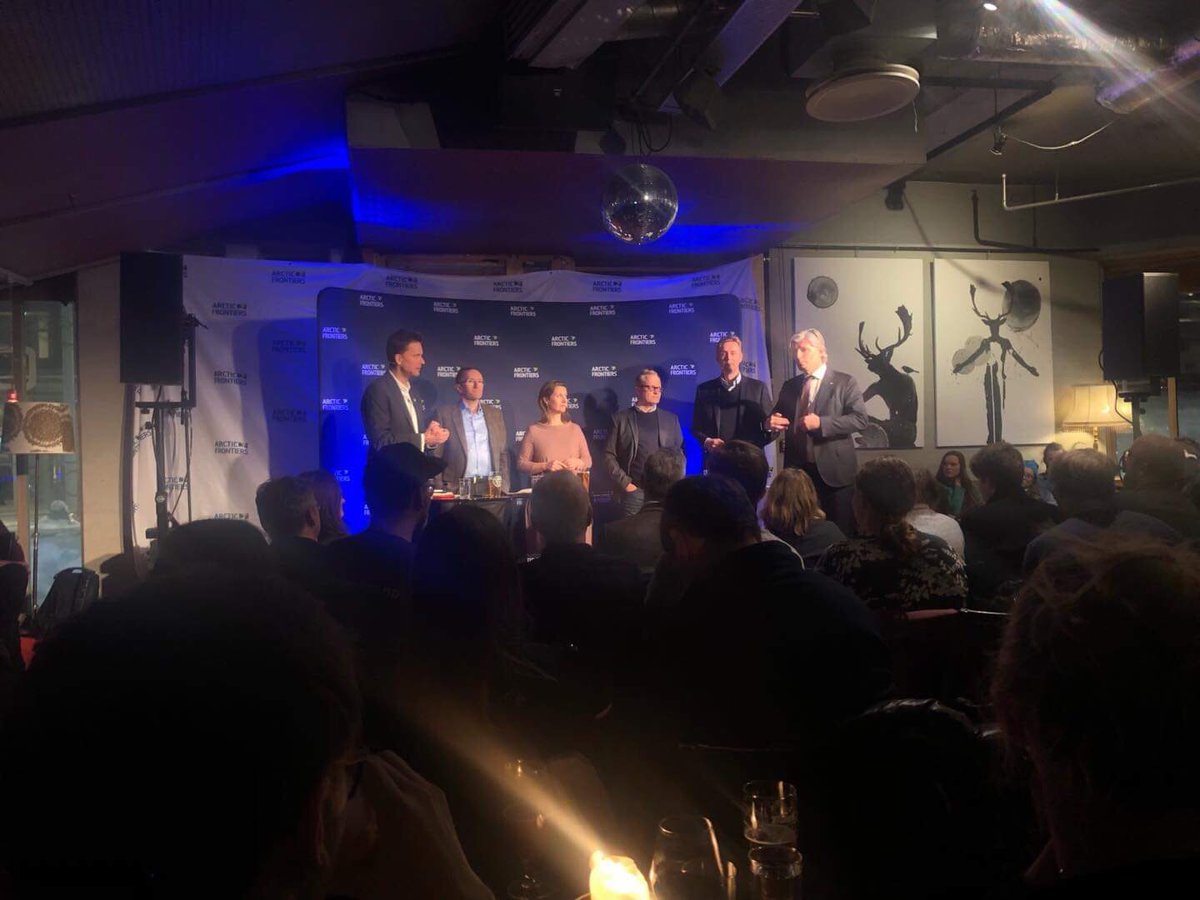 Innovasjon er nøkkelen til et grønt skifte - og <a href="/startuit/">La Gioconda</a> skal legge til rette for at de gode (og grønne) studentinnovasjonene og ideene blir belyst. <a href="/arcticfrontiers/">Arctic Frontiers</a> <a href="/uitromso/">UiT | University of Tromsø</a> #ArcticFrontiers #detgrønneskiftet