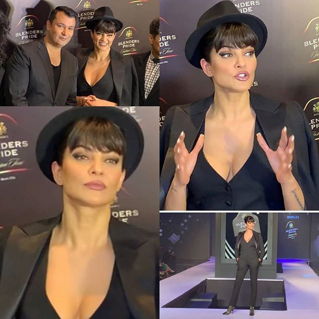 HerGlamVerse's tweet photo. #SushmitaSen #BlendersPrideFashionTour #BPFT #stylefile #beauty 💗💗 #bolly_actresses
---------------------------
#bollywoodinsta  #bollyactress #bollywood #actress #style #fashion #celebrityfashion #video #clip #celebritystyle  #candid #movie #celebri… https://t.co/n1LSf8Raq6 https://t.co/jWaCvbJmi7