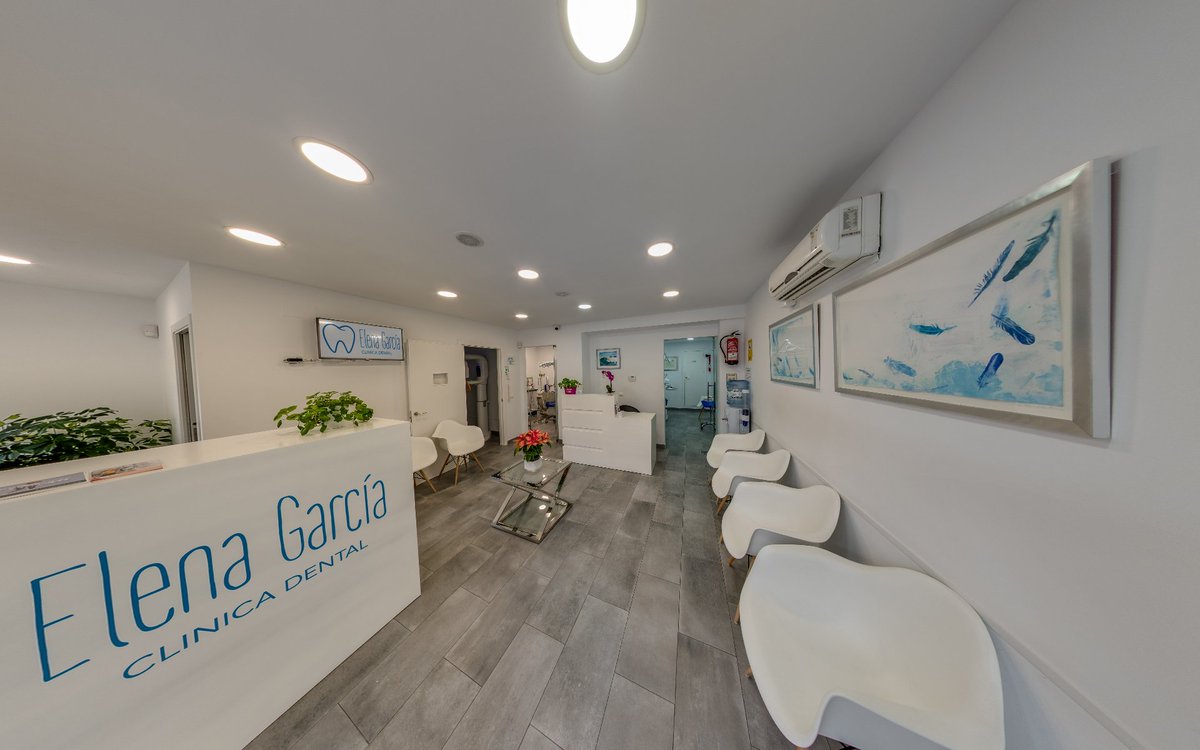 GarciaClinica's tweet image. Actualmente, los implantes Klockner presentan el mejor tratamiento de superficie, imprescindible para una mejor y más rápida fijación ósea, que elimina en la práctica el riesgo de rechazos. 
Tel. 952 85 85 00 - WhatsApp 674 16 42 00
#implantes #klockner #fijación #profesionalidad