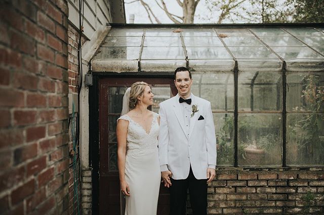 pghweddingvenue's tweet photo. Succop has so many great spots on the property for portraits. @oakwoodphotovideo https://t.co/CLFef2KM0d