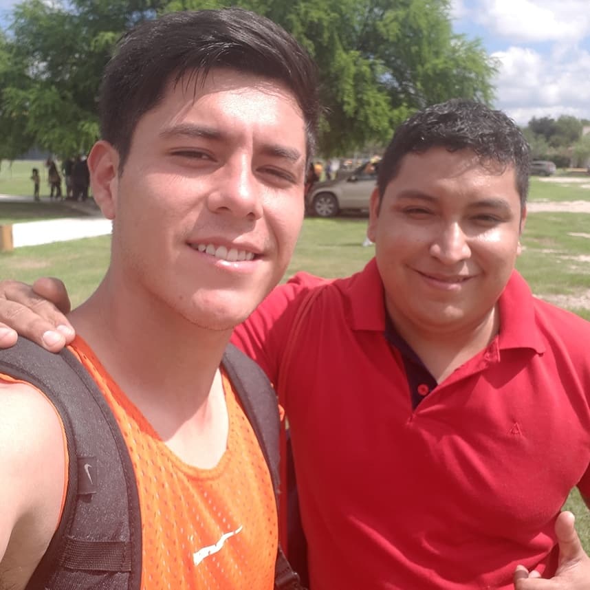 GzzCharly's tweet photo. Feliz Cumpleaños mi sobri querido .. este será un gran año @BrandonJG21  Dios te guarde 🙏 https://t.co/ouwXPGmpKT