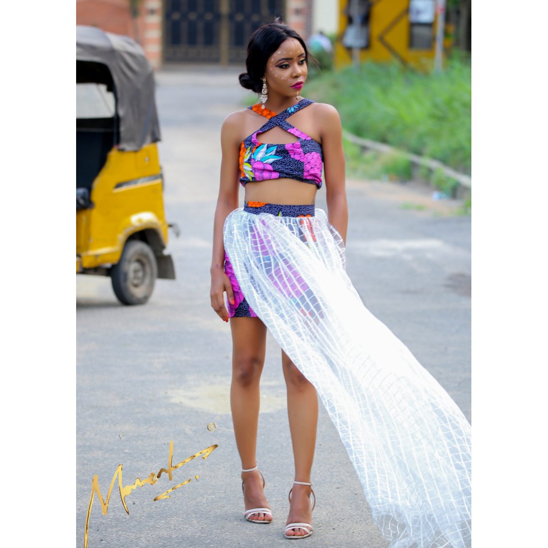 themomentsng's tweet photo. The Are Many Ways of Going Forward But Only One Way of Standing Still to Take Pictures of Course. #EnchantedTheShoot #StandingPretty https://t.co/LwUvRKacqY