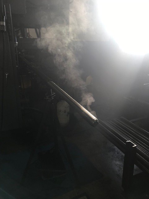 RolledThreads's tweet image. Below freezing temps outside, but the threaded rods are coming out hot today.  #rolledthreads
