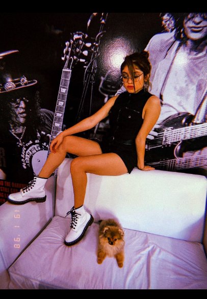 aneth_karolista's tweet photo. @karolsevilla Eres la Reina de l@s Karolist@s!!😍😎😘💣
#Simbasevilla ❤
Karol y Simba.😍😜 https://t.co/5ypqWi7CnB
