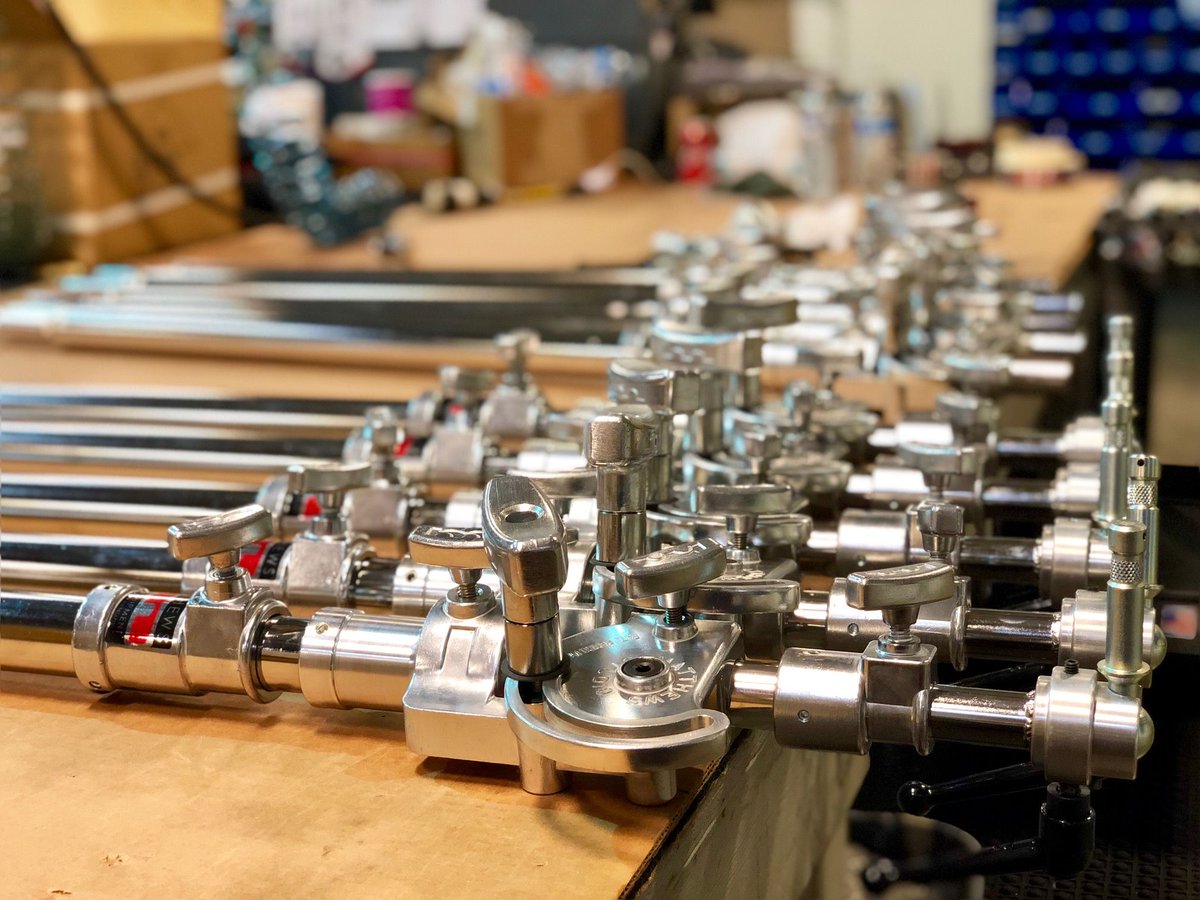 MatthewsGrip's tweet photo. Magic Stands in Assembly: https://t.co/TvWCpNqa5B
#matthewsgrip #msegrip #magicstand #runwaybase #rollingstand #boomstand https://t.co/kiTPAoiddj