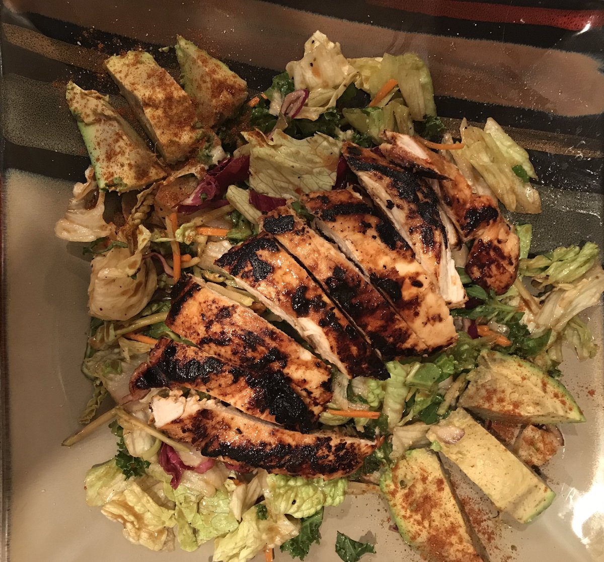 iamsyn3rgy's tweet image. Voila! Sweet &amp;amp; Spicy Szechuan Seared Chicken Breast Salad with Spicy Szechuan Vinegarette #happymouth #healthybody #foodcombinations SuzzRocks.com