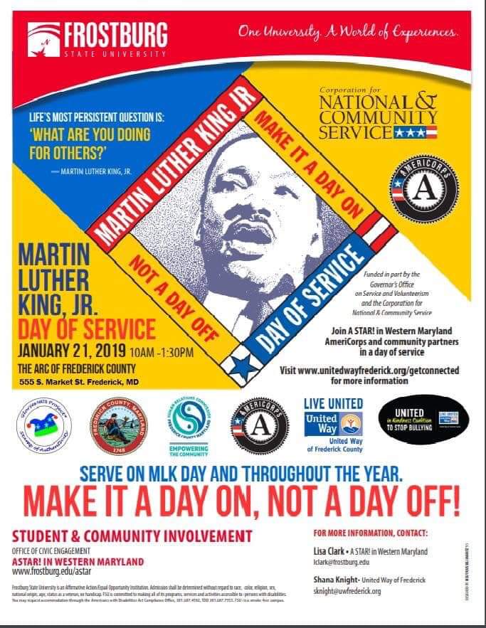 JayMason12's tweet photo. Good to see many @fcpsmd students, on their day off, making it a day on. We sewed Glories Happy Hats for terminally ill patients, made Thank you cards for veterans, and no-sew blankets. Carrying on Dr. King's legacy. #makeitadayon https://t.co/F3DmLzhdRQ