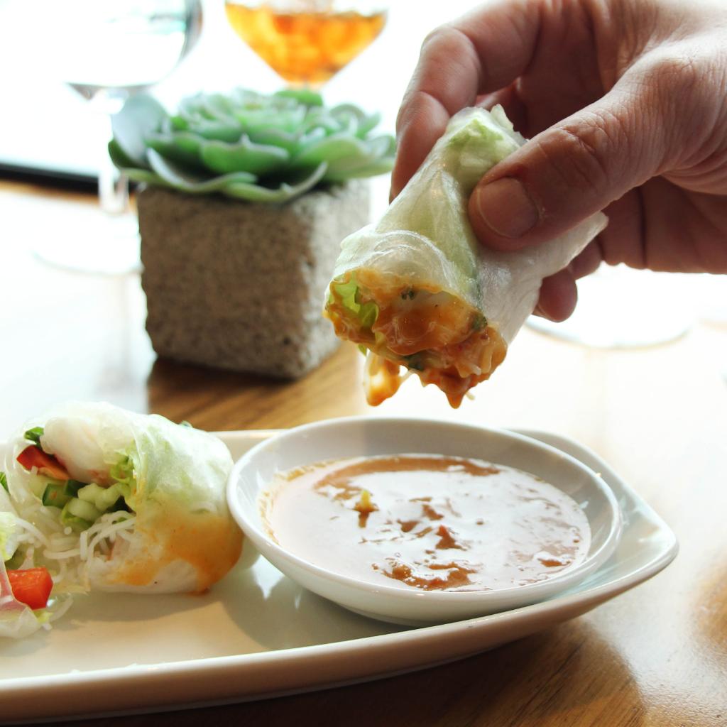 WatersTable's tweet image. Let&apos;s start here, and decide on the rest later. ✌️

#appetizer #summerroll #WatersTableWA