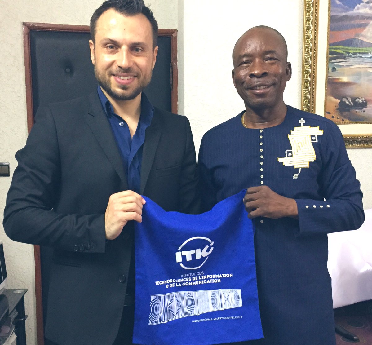 Arnaud RICHARD (@arnaudrichard) on Twitter photo Rencontres universitaires avec #ISMA #Bénin pour <a href="/univpaulvalery/">Université de Montpellier Paul-Valéry</a> @DrifUpvm <a href="/ITIC_Mtp/">ITIC Montpellier</a> dans le but d’une coopération en #journalisme <a href="/Praxiling/">Praxiling UMR5267</a> et #cinema 🇧🇯🇫🇷 Rencontres universitaires avec #ISMA #Bénin pour <a href="/univpaulvalery/">Université de Montpellier Paul-Valéry</a> @DrifUpvm <a href="/ITIC_Mtp/">ITIC Montpellier</a> dans le but d’une coopération en #journalisme <a href="/Praxiling/">Praxiling UMR5267</a> et #cinema 🇧🇯🇫🇷