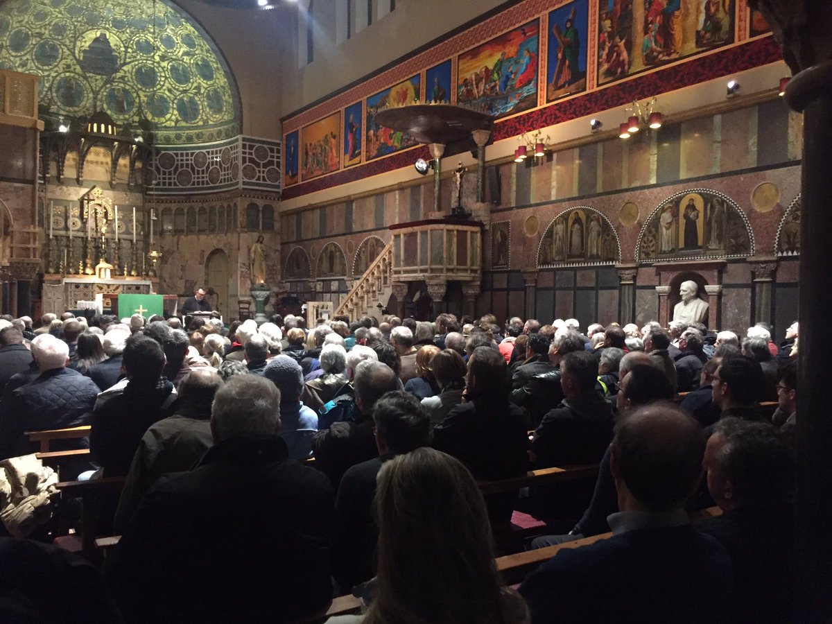 MichaelPTKelly's tweet photo. Part of the huge crowd attending the @roddreher talk in Dublin tonight. A huge appetite for #TheBenedictOption here. https://t.co/4TbWc1JLsM