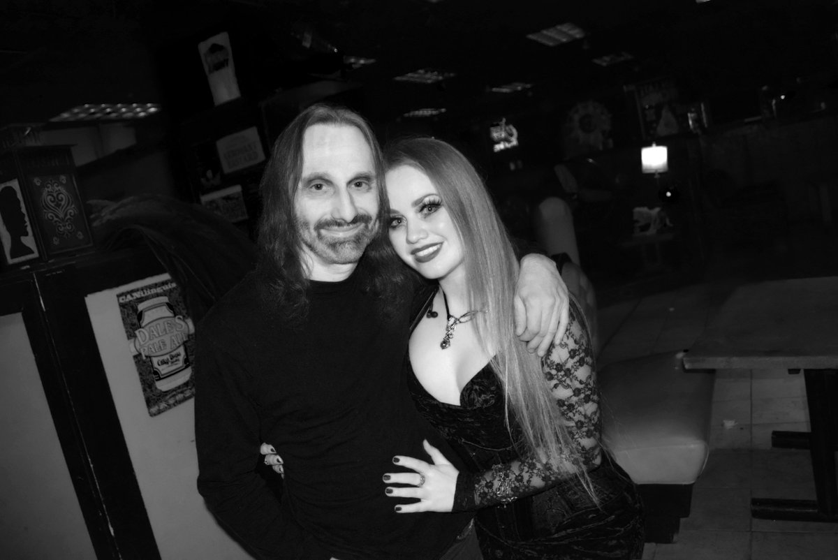 Mike LePond of @symphonyx and Mike LePond's Silent Assassins and Alina Snowmaiden sharing the stage at DiAmorte 's 'The Red Opera' album Release Show in Chicago, IL <3