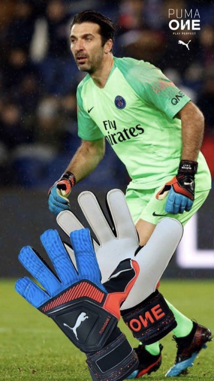 buffon puma gloves