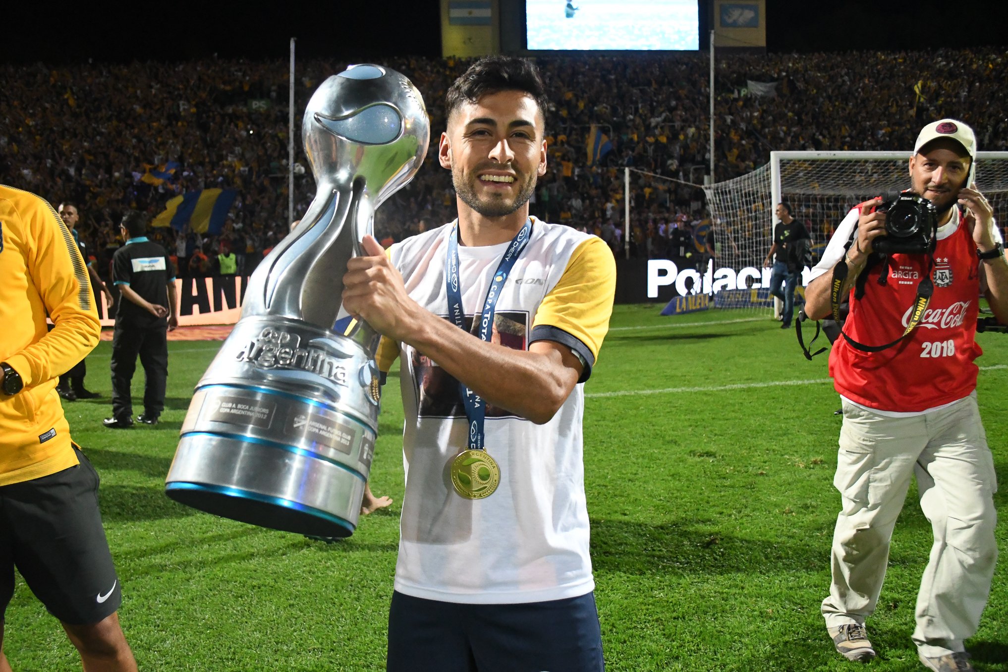 Rosario Central on Twitter: "#GraciasPachi | ??? ¡Campeón tras su regreso! El 23/02/17 Carrizo volvió a #RosarioCentral a comenzar una nueva etapa. La misma pudo cerrarla coronándose Campeón de la Copa Argentina