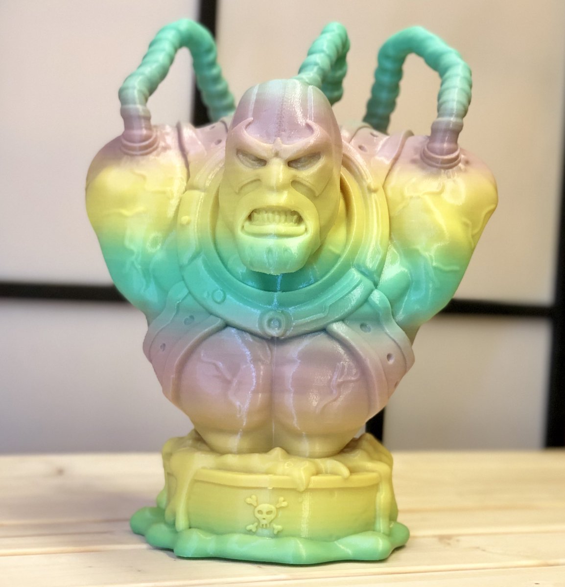 irblinx's tweet image. My bro @FilamentFrenzy is just 10  away from the 2,000  follower mark. I seriously doubt any of my followers don&apos;t already drink at his water fountain, but please retweet this request to follow this awesome maker in case any of yours don&apos;t 😀

#sharelearngrow