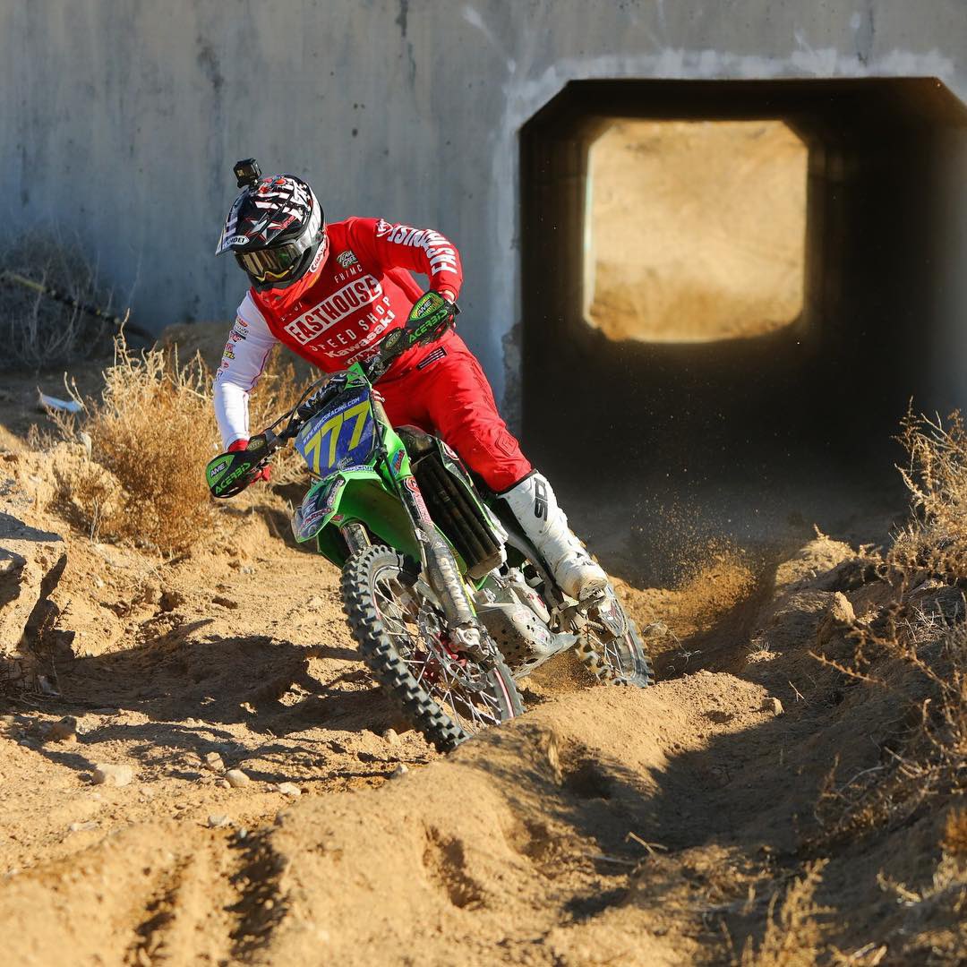RaceKawasaki's tweet photo. The @pckawasaki team conquered the first WORCS race at Primm, with @clay__henge earning a 1st place finish in both the Pro 2 and 450A classes, and @zachbell167 and @blayne777 placing 2nd and 3rd in the Pro class, respectively 🤘 #TeamGreen #PrecisionConcepts #WORCS @ChaparralMoto https://t.co/eBXoJjT0NW