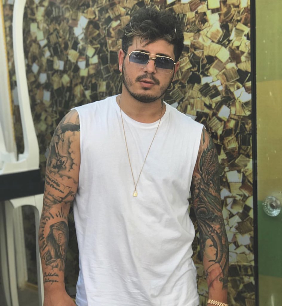 Gkn Sara (@saragkn) on Twitter photo 