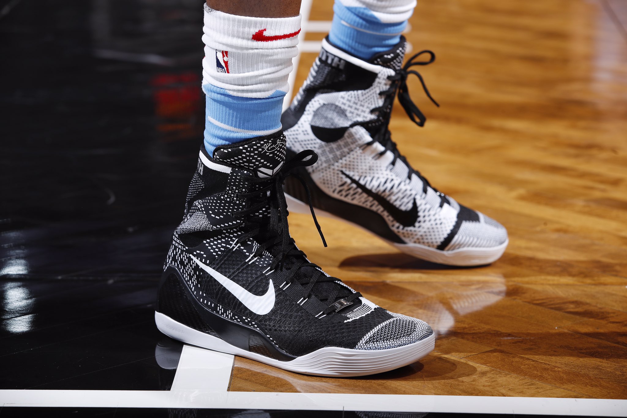 Nevada plan Útil B/R Kicks on Twitter: "Nike Kobe 9 Elite “BHM” for @swipathefox against  Brooklyn. https://t.co/vJRDN7y1oC" / Twitter