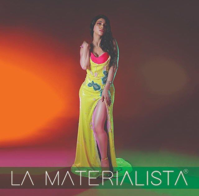 UniversalMusicE's tweet photo. No importa que sea #lunes porque esta noche es de fiesta, junto a #LaMaterialista, #ShelowShaq y  #TopolaMaskara en #Machucando 🔥💃🙌https://t.co/6iQ2NqWbET https://t.co/SByvGChZ7G
