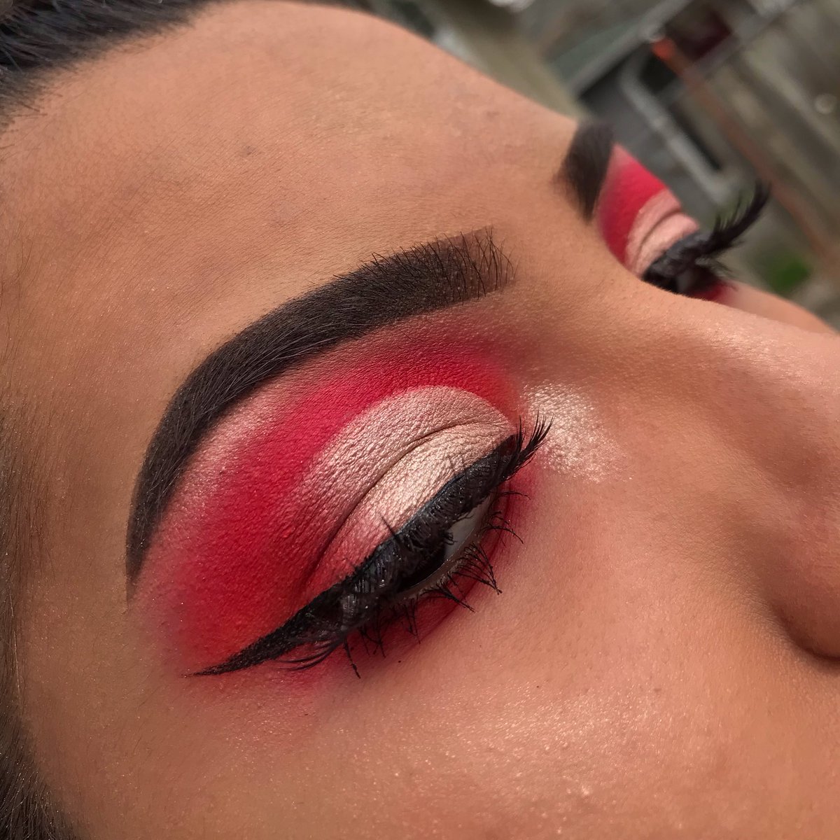 ro_ssieee's tweet photo. Some recent makeup looks 💓 https://t.co/KxUaMUBpI5