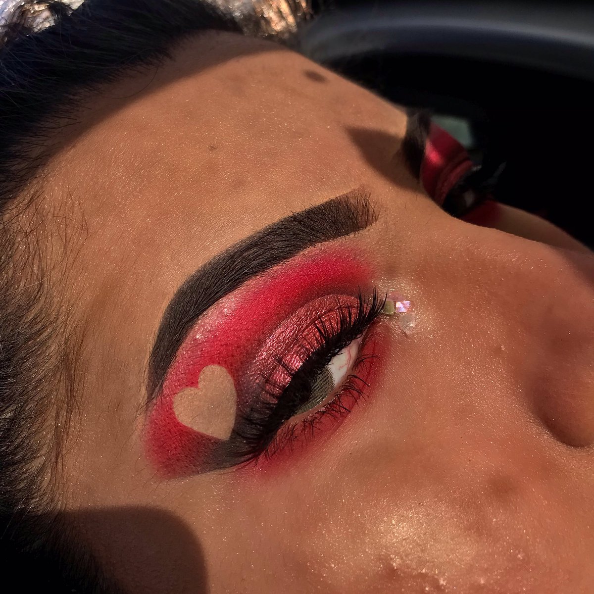 ro_ssieee's tweet photo. Some recent makeup looks 💓 https://t.co/KxUaMUBpI5