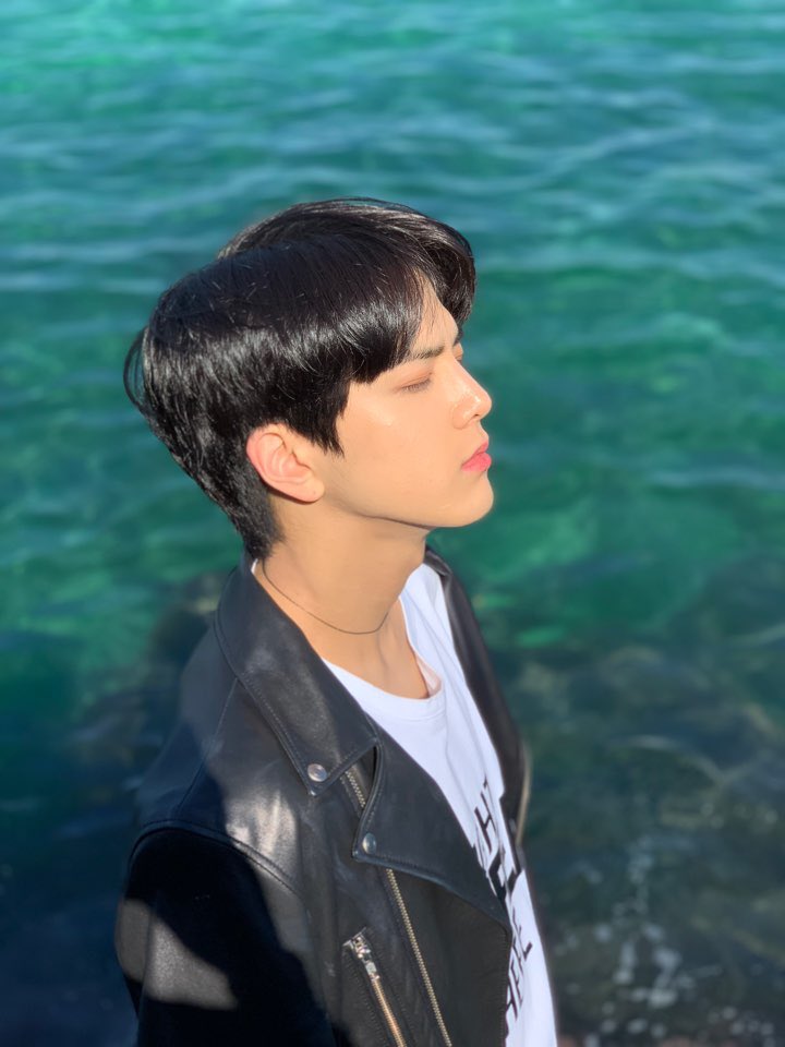 ITheBoyz_ITB's tweet photo. Foto depan kolam Indonesia Tenggelam

Sekalian foto persiapan buat nyalon presiden KM 🤐🤐😏😏

-moonie https://t.co/Sw7SAm8H2K