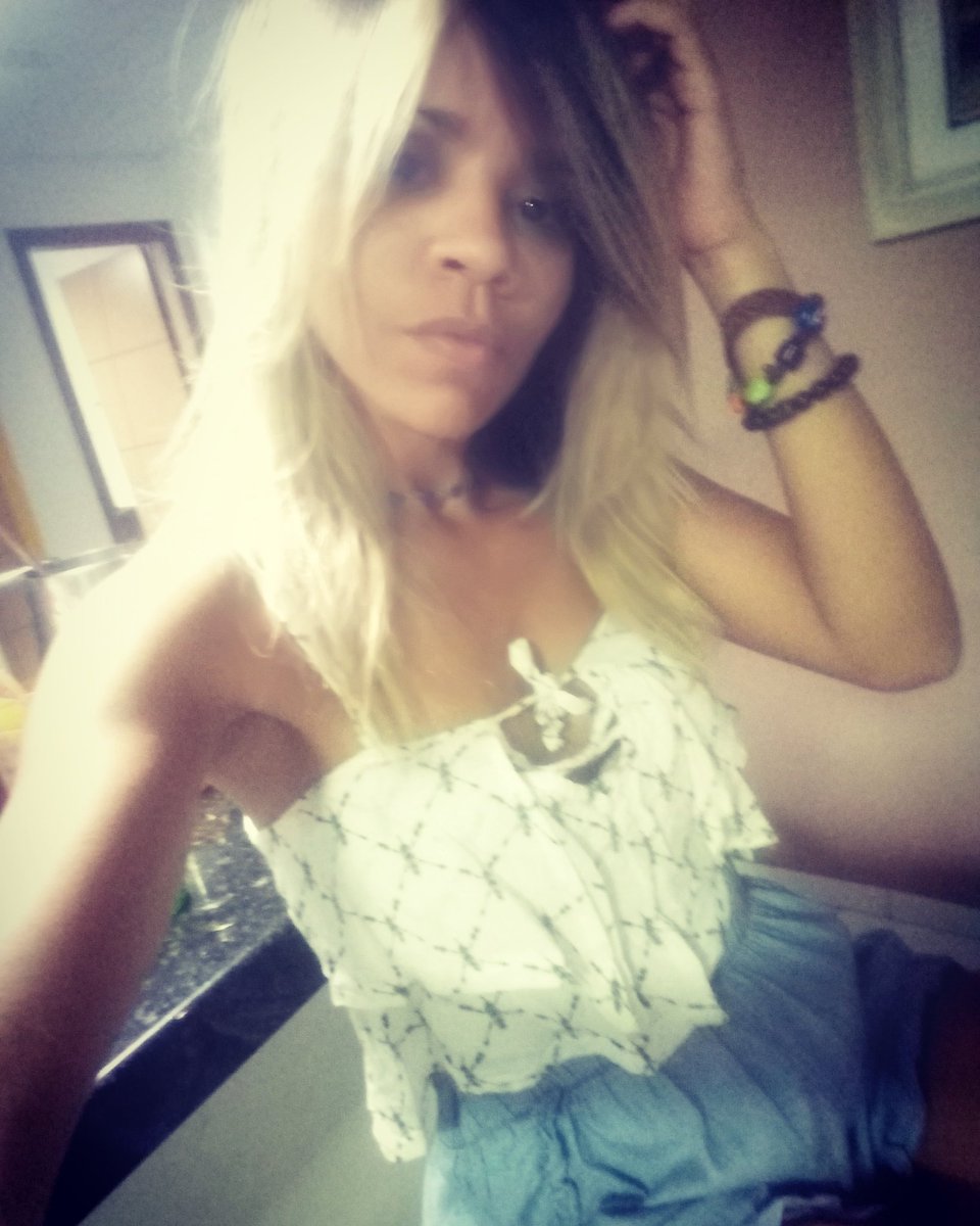 jaqueS2sidney's tweet photo. @UmFilosofoCitou ✌ https://t.co/kDNOO5oDXo