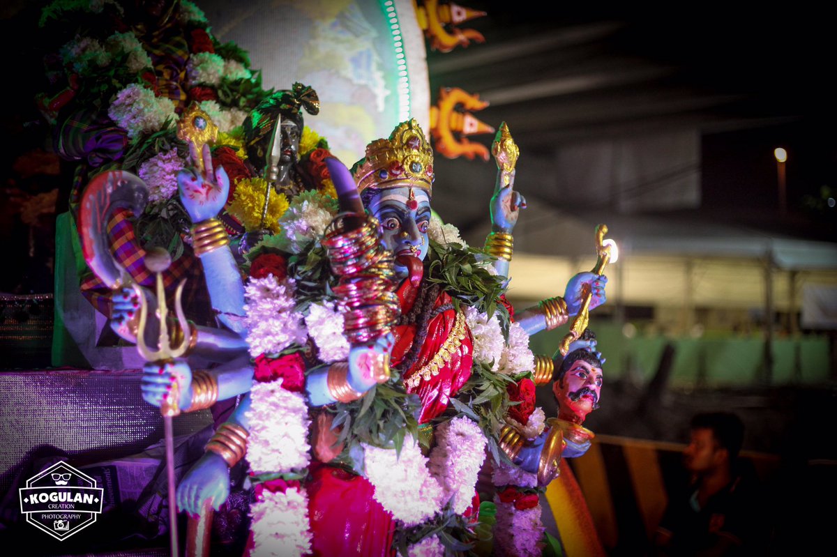 KogulanCreation's tweet photo. Thaipusam 2019
.
#vel2019 #2k19 #velava #thebiddys #thebiddysphotos #velvelvetrivel #kogulancreation #canon #5DM2 #thaipusam2019 #natgeo #1malaysia #malaysia #canonasia #instagram #cuticutimalaysia #kogulancreation #clickclickclick https://t.co/BzEIIt0jFW