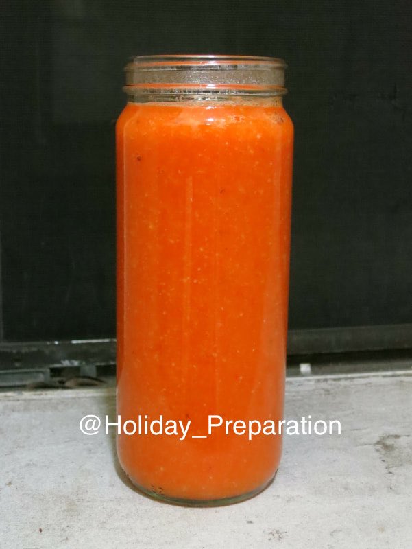 HolidayPrep's tweet photo. National Hot Sauce Day!
This holiday occurs every January 22nd.  From bloody marys to chicken wings, people use a variety of flavors for their food.
Did you know that hot sauces have health benefits added to them, including vitamin C and A!
#nationalhotsauceday  #nationalhotsauce https://t.co/bLulCmpDUp