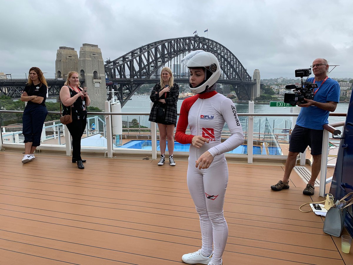 EBtunnelflyer's tweet photo. Flying High on Sydney Harbour. Want to fly high checkout https://t.co/vSbO8jzqaK and beat the heat.

#iFLYoz #iFLYDownunder #Tonfly #LVNlifestyle #Devikaworld #skyhelmets https://t.co/DGM3rm7hp4