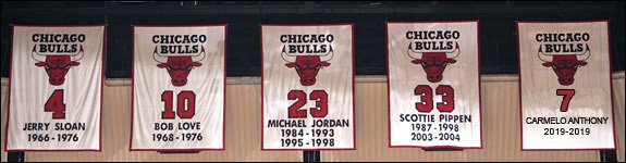 chicago bulls retired jerseys