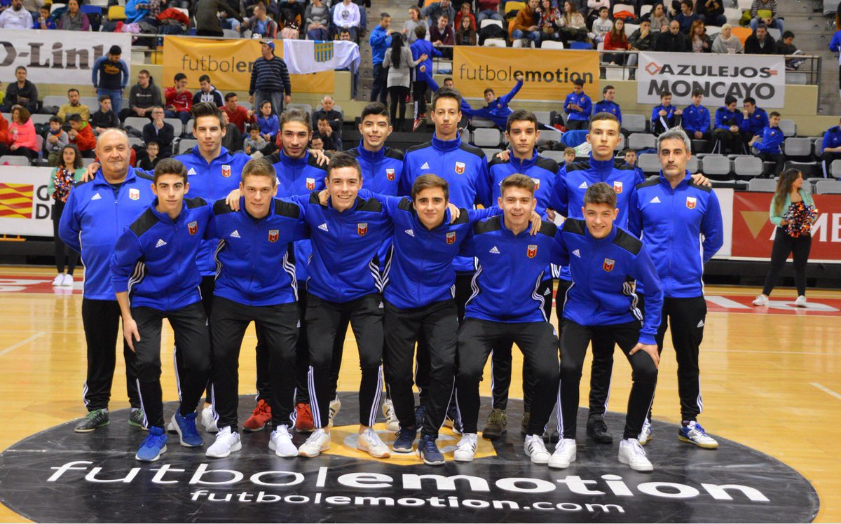 maccon4's tweet photo. Orgulloso de estos dos equipos y de cada uno de los 24 jugadores que los integran. Es un placer disfrutar de vosotros cada semana @ADSala10 #somoscantera #emotionate https://t.co/2R1GUiWGTf