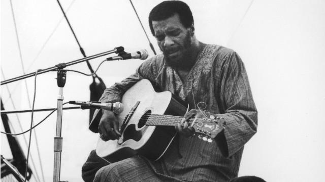 HAPPY BIRTHDAY TO YOU RICHIE HAVENS  1/21/1941 - 4/22/2013 