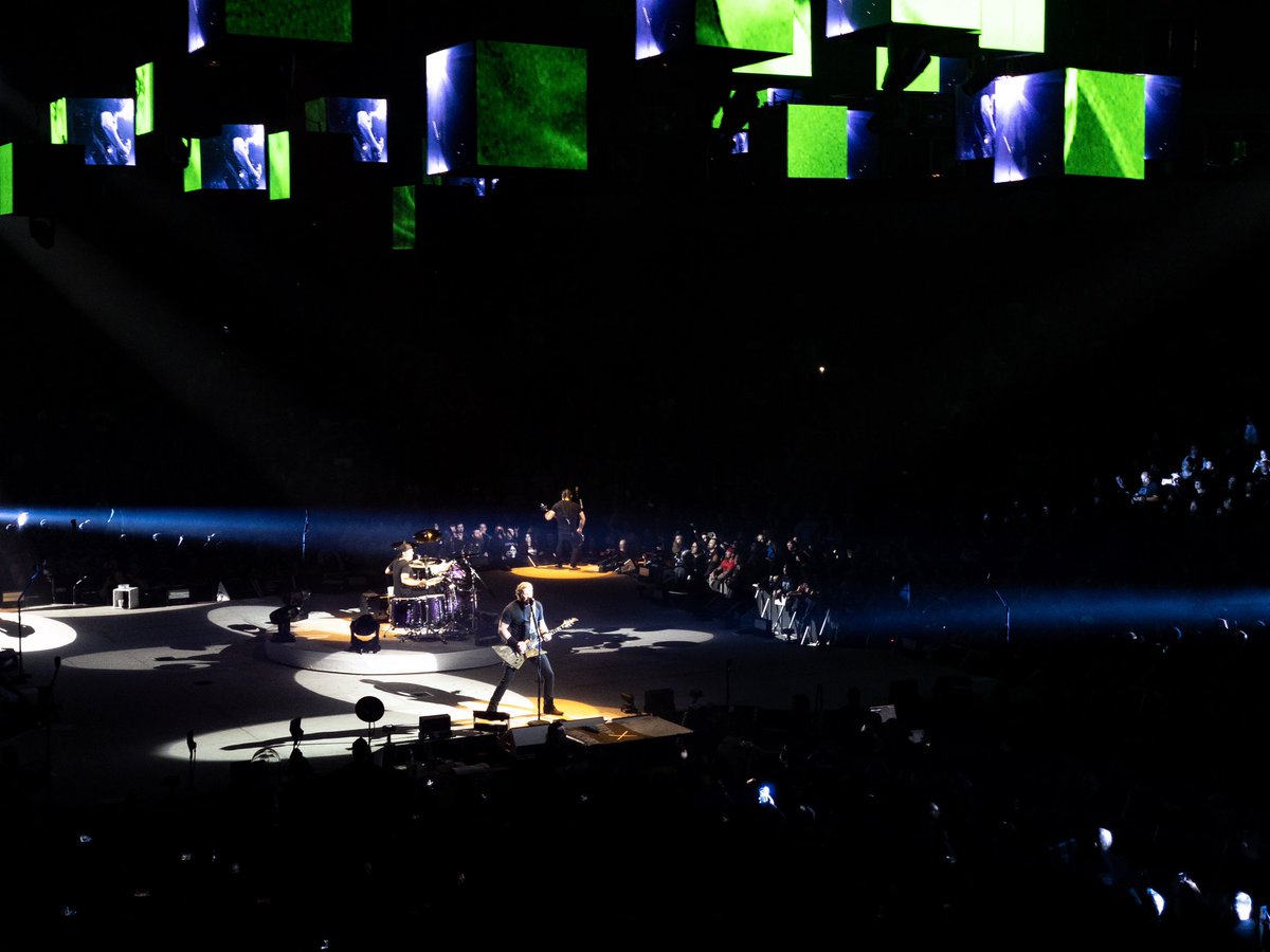 J_Hogue88's tweet photo. Great concert last night. They maybe getting older but they can still rock. @Metallica #metinlittlerock https://t.co/es2UwnzSGA