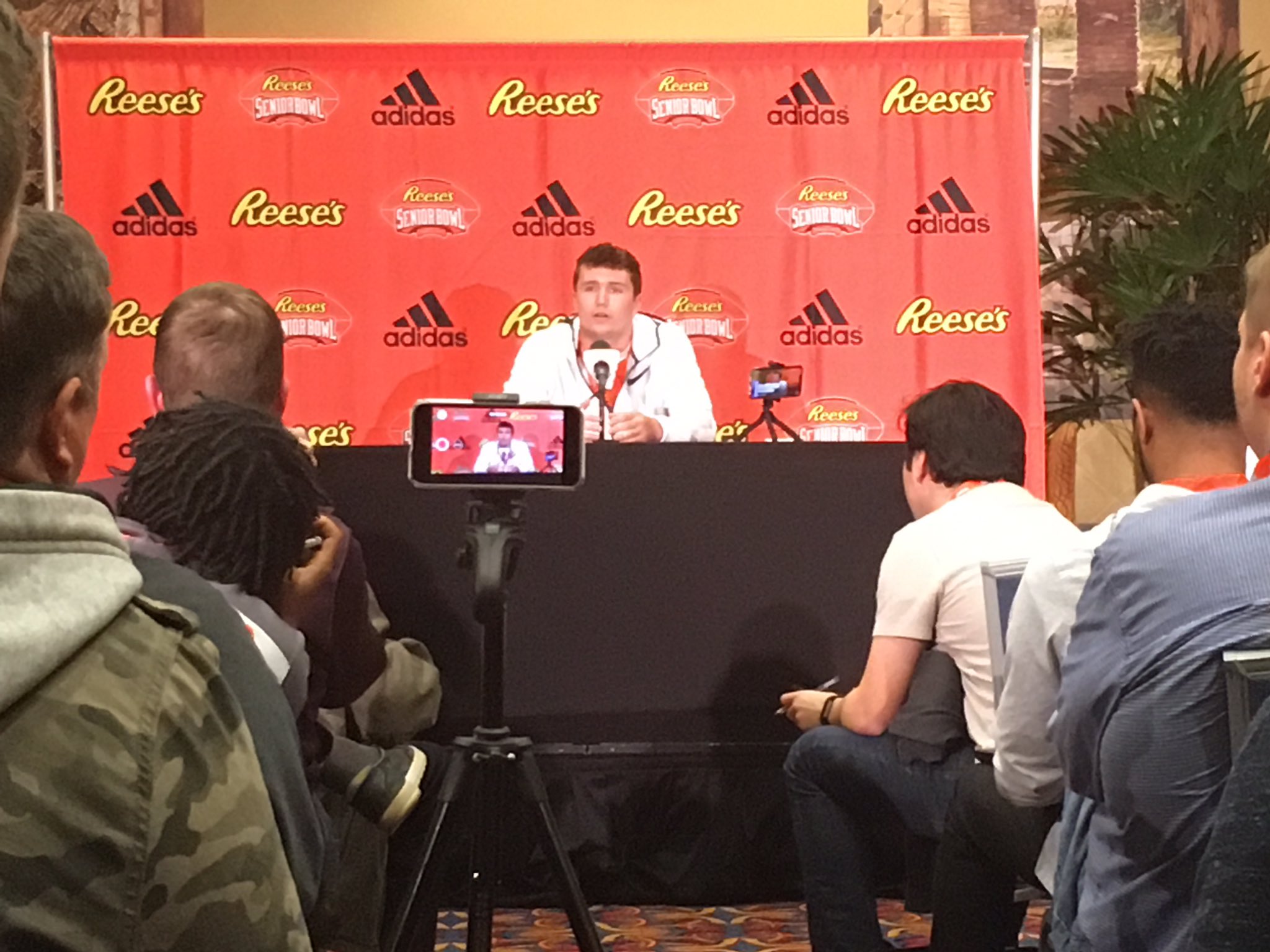 Adam Beasley on Twitter: Future Miami Dolphins QB Drew Lock?