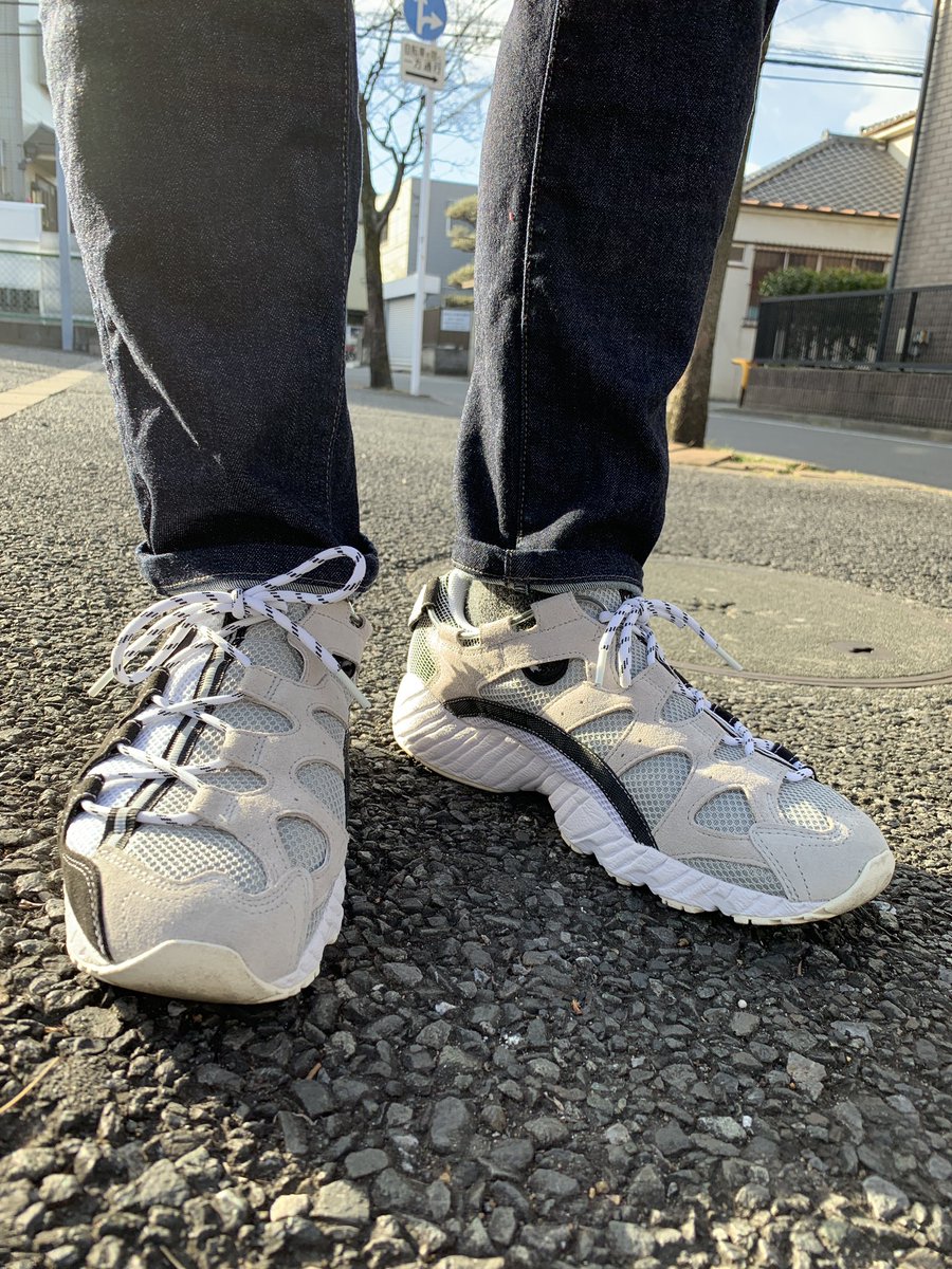asics monkey time gel mai