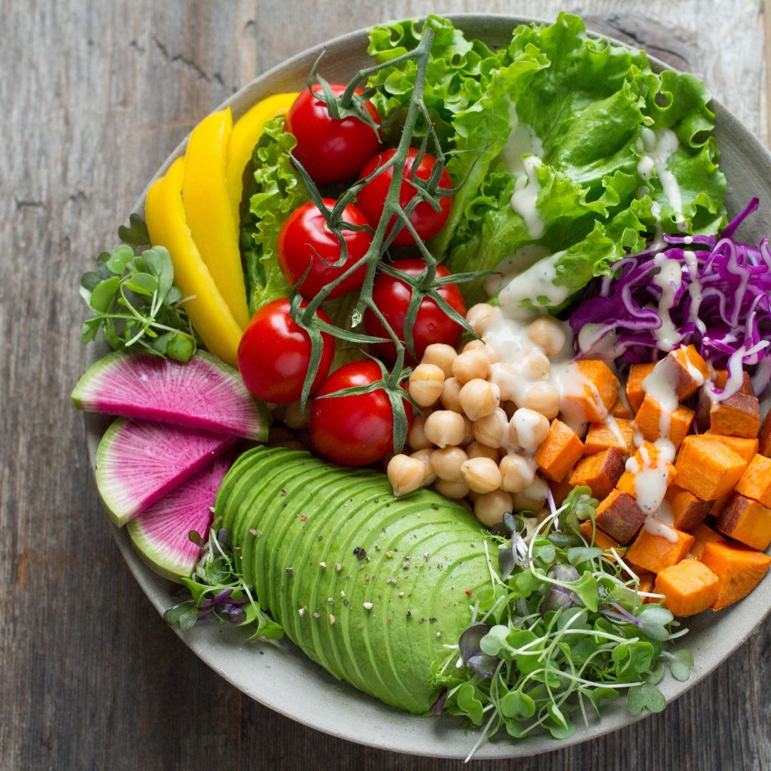 theveganists's tweet photo. Healthy variety of fruits and veg Delicious!

@veganistsgram #vegan #fruitsalad #avocado #Veganuary2019 #Veganuary #loveavocados #foodporn # fruitheaven #fun # photooftheday #pineapple #Vegan #eatwell #feedfeed #veganlondon #chickpeas #veggielover #greenfood #freshfood #veganfit https://t.co/8keb2TN4uI