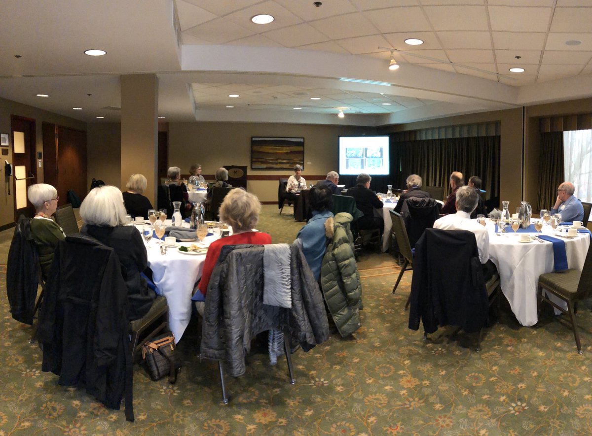 OHSUBrain's tweet photo. #DYK up to 25% of the normal population has a #pituitary abnormality as seen on MRI and/or autopsy? Dr. @MariaFleseriu breaks it down at our monthly #BRAINet luncheon. Join us next month for a new topic! #OHSUBrain https://t.co/QTdmkD60JG