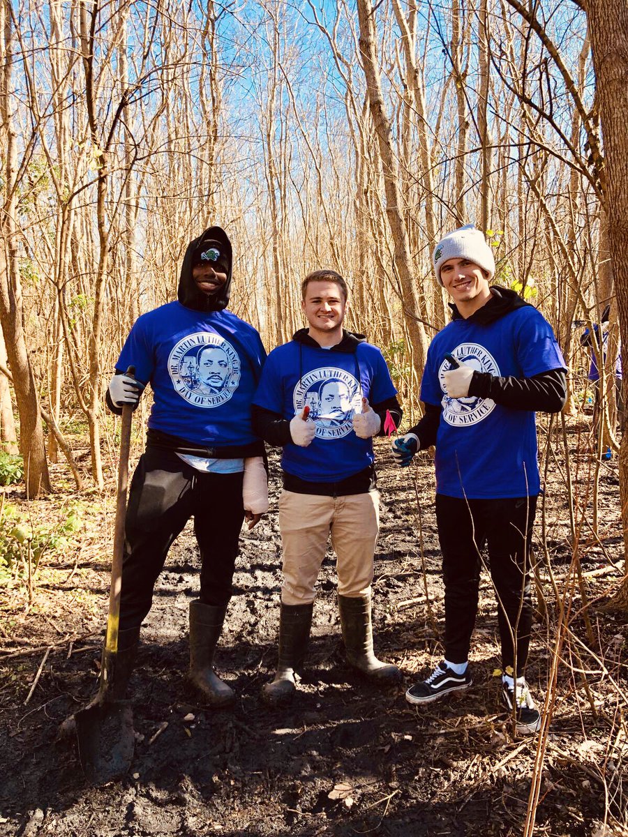 GreenWaveFB's tweet photo. No Day Off for Our Guys! 

What a great time at the #MLKDayOfService! 

 “Life's most persistent and urgent question is: 'What are you doing for others?'” https://t.co/G1WSbJi57b