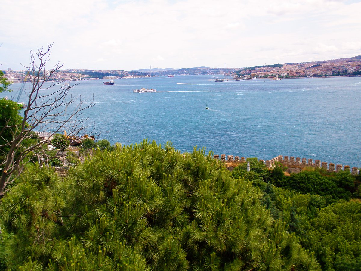 MagdalenaHSB's tweet photo. Istanbul , Turkey   #travel #photo #landscape #photography #Bosphorus #Bosfor #Stambuł #Istanbul #Turcja #Turkey https://t.co/9rGrdahcFM