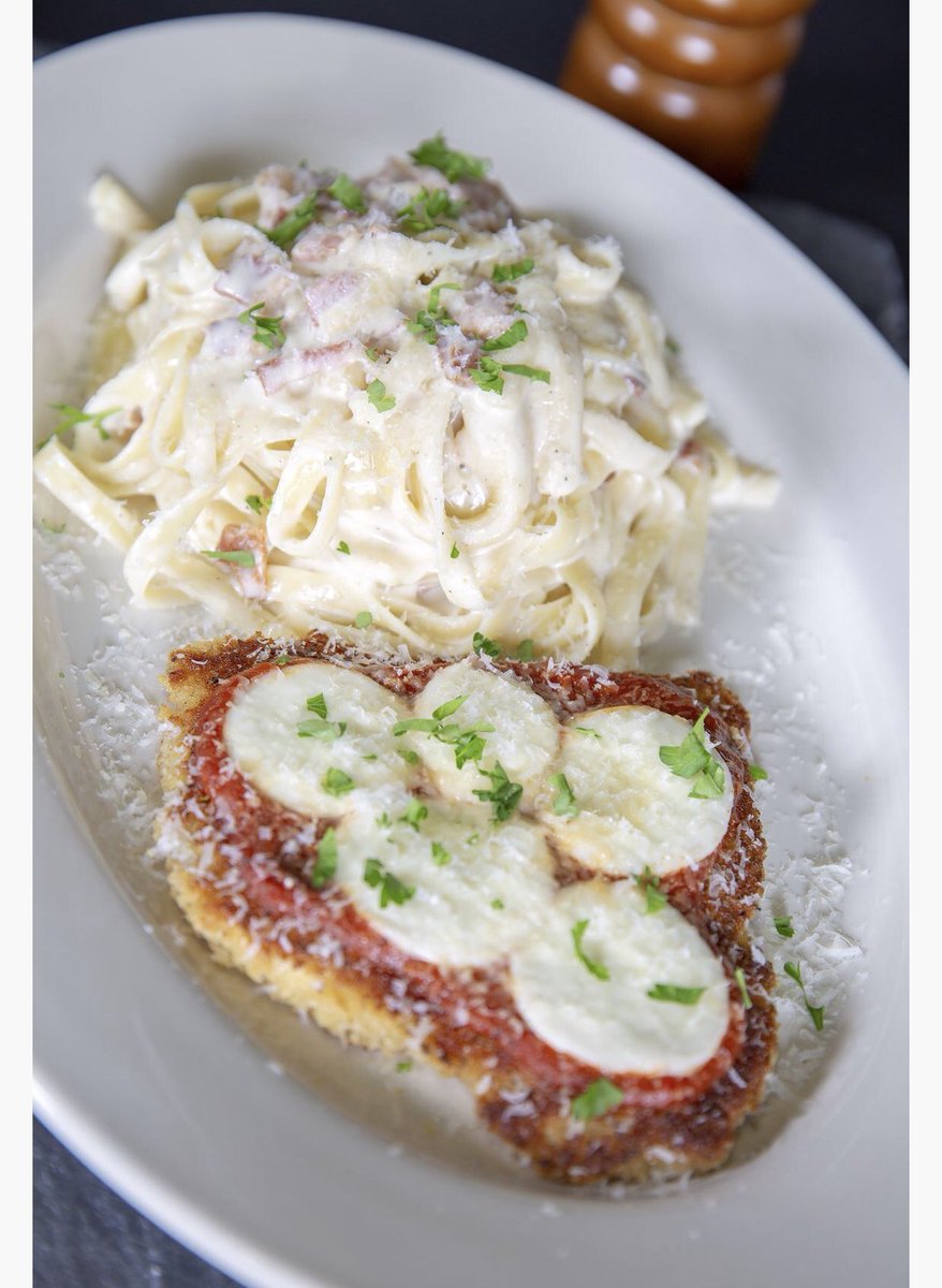 brownslloydmin's tweet photo. Sometimes you just need a plate of comfort food! We’ve got you covered 👋🏼 Join us for dinner tonight! https://t.co/tXc6kyF0we