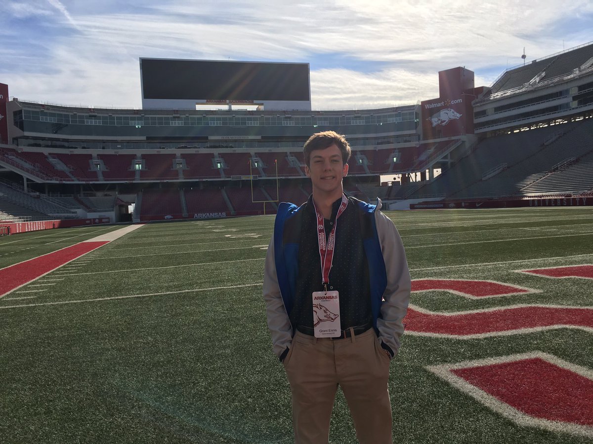 It was a great day on The Hill. It was awesome getting to meet the coaching staff and experience the excellent facilities.  Thank you <a href="/coachchadmorris/">Chad Morris</a> &amp; <a href="/BarryLunneyJr/">Coach Barry Lunney, Jr</a> !  #HammerDown <a href="/ArRecruitingGuy/">Richard Davenport</a> <a href="/arpreps/">ARpreps</a> @Kevin_TimesRec <a href="/tim_radio/">Tim Terry 🎤</a> <a href="/GWoodDogPound/">Greenwood Dog Pound</a> <a href="/ArkansasVarsity/">ArkansasVarsity.com</a> <a href="/ArElite100/">Arkansas Elite 100</a>