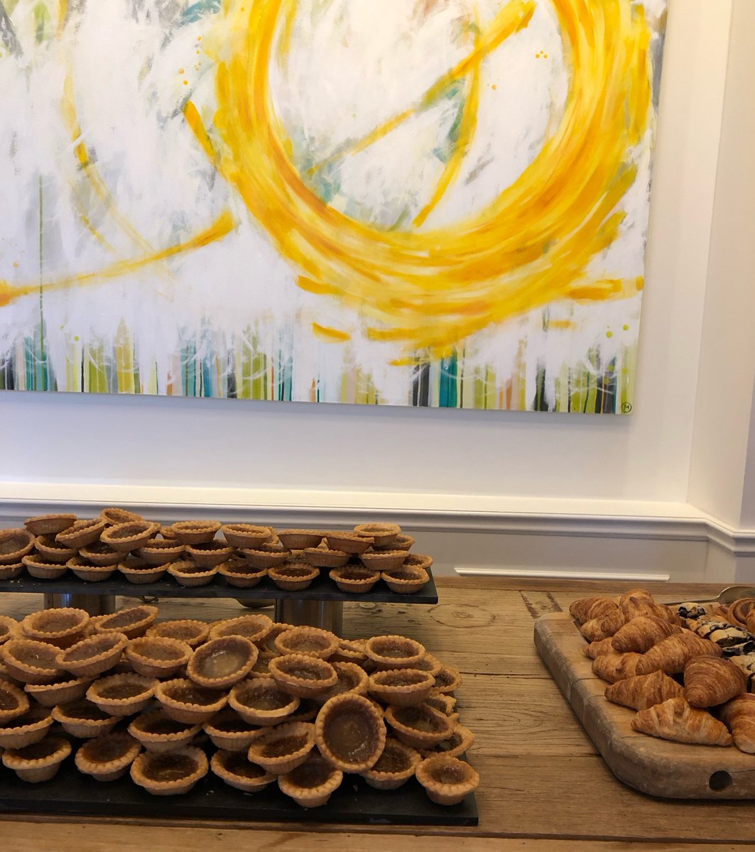 ThisIsMagnet's tweet photo. Day 1 βοΈ Today our Magneteers spent the afternoon @WalperHotel enjoying delicious poutine and butter tarts. #MagnetKickOffWeek #HQ #Day1 #PoutineBar #MagnetBobbleheads π#MagSwag #BestMondayEver #LoveOurTeam https://t.co/BlI8CQeb5k