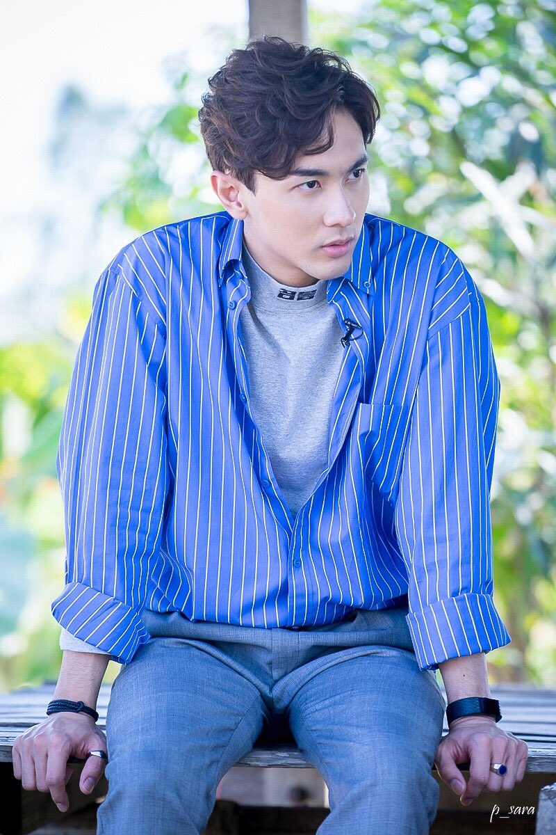 NatthewClub's tweet photo. [Pics] 12.01.19 >>> @nat_thew #นัททิว ถ่ายรายการ #เดินหน้าประเทศไทย @ Khon Kaen ออกอากาศวันเสาร์ที่ 19 มกราคม 2562 by p_sara #part1 #4
.
#เดินหน้าประเทศไทย
#สร้างไทยไปด้วยกัน
#ReformTogether
#เราเริ่มแล้วคุณเริ่มหรือยัง https://t.co/WC1RaroS0s