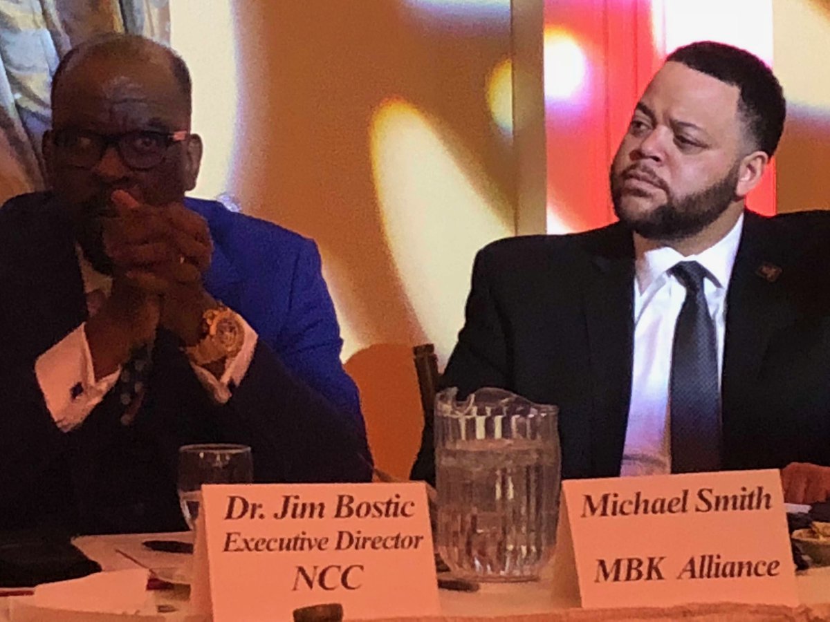 Thank you Michael Smith for supporting ⁦@YonkersMBK⁩ and ⁦<a href="/TheNepp/">Nepperhan Community</a>⁩ ⁦<a href="/MBK_Alliance/">My Brother's Keeper Alliance</a>⁩