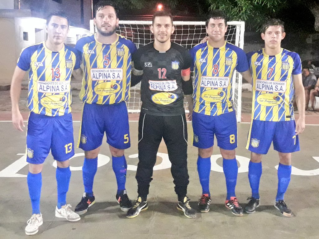 FCFS2's tweet image. Final del encuentro!!
Seguimos sumando !!
Capiatá (4) vs Fernando de la Mora (0)
Bien sele, vamos Capiatá 😍😍😍