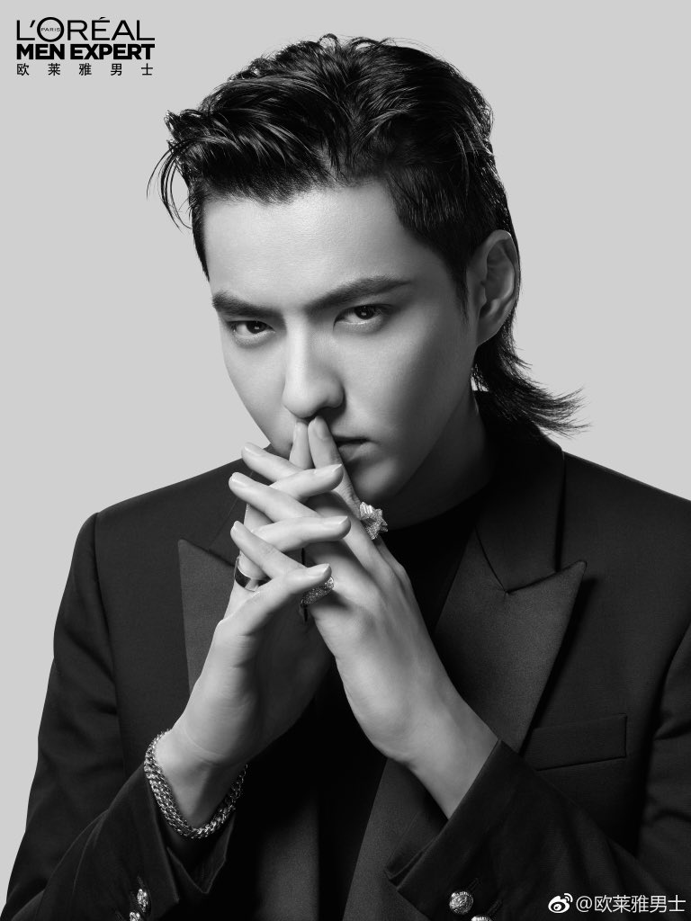 aasma_shine's tweet image. Savage🔥

Zaalim nazron se tum na humko dekho...marjain gy 😉

#KrisWu #Wuyifan #KrisPak