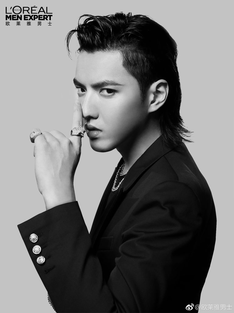 aasma_shine's tweet image. Savage🔥

Zaalim nazron se tum na humko dekho...marjain gy 😉

#KrisWu #Wuyifan #KrisPak